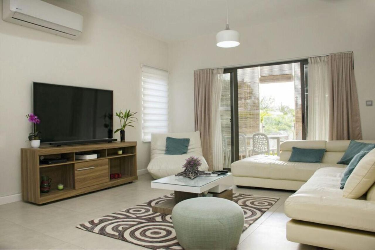 Luxury Modern 2-Bed Apartment Pereybere Гранд-Бэй Экстерьер фото